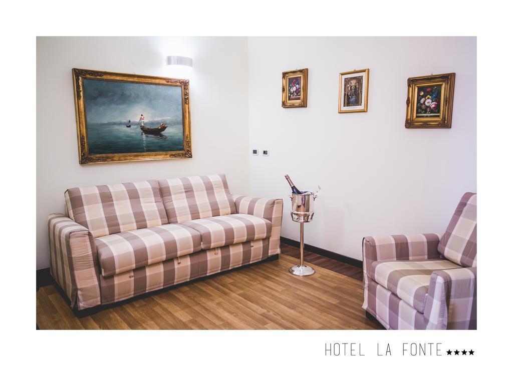 La Fonte Hotel Ome Exterior foto